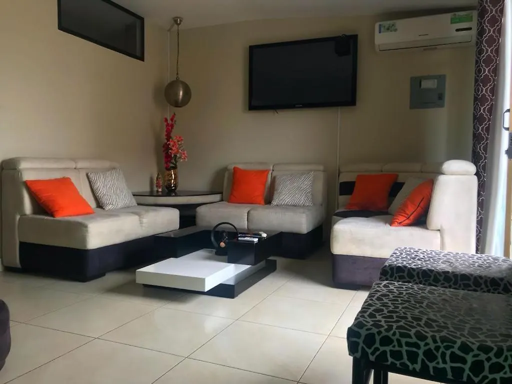 Appartement Casa Al Norte A Un Minuto De La Clinica Kennedy Alborada Guayaquil